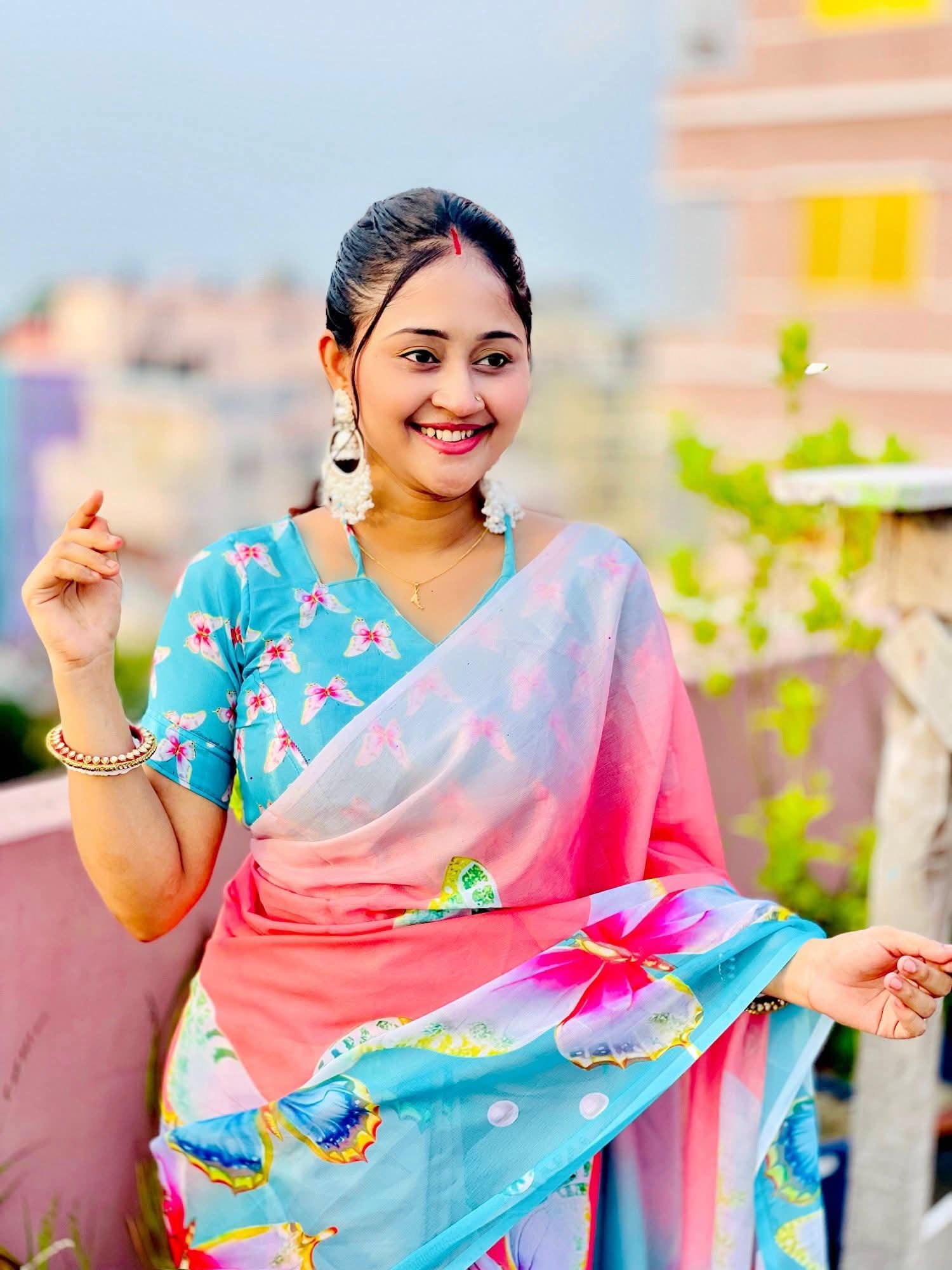 সফট সিল্ক ডিজিটাল প্রিন্ট শাড়ি + ম্যাচিং ব্লাউজ পিচ (code-03) - Image 2