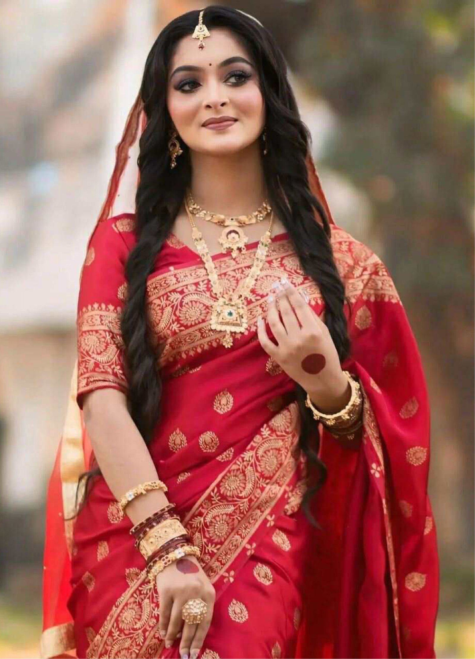 প্রিমিয়াম জাপানি সিল্ক শাড়ী + ম্যাচিং ব্লাউজ পিচ (code-36)