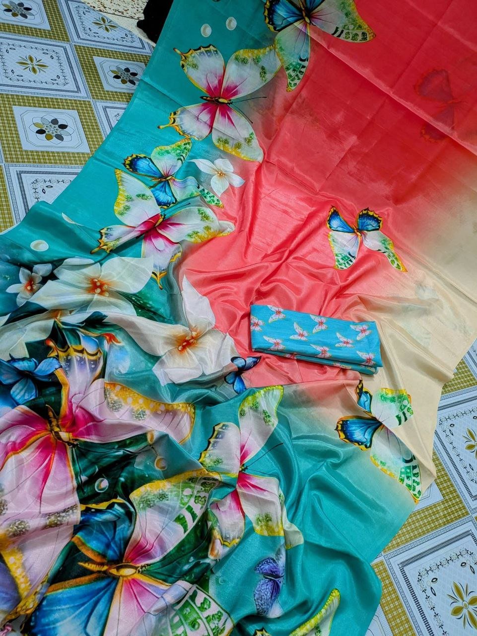 সফট সিল্ক ডিজিটাল প্রিন্ট শাড়ি + ম্যাচিং ব্লাউজ পিচ (code-03) - Image 8