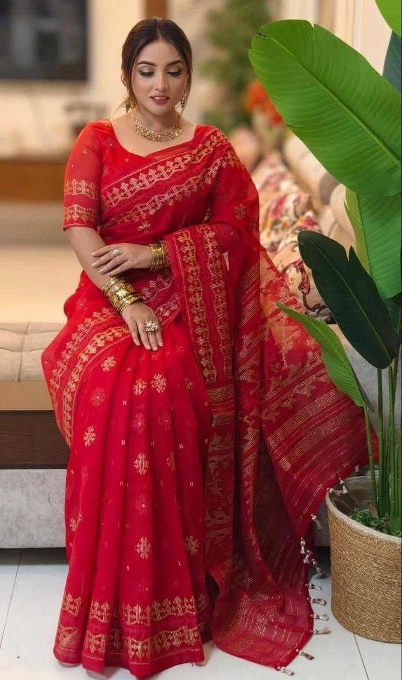 দেশীয় স্কিন প্রিন্ট এর শাড়ি – সুতার কাজের অনন্য সৌন্দর্য! (code-12) - Image 12