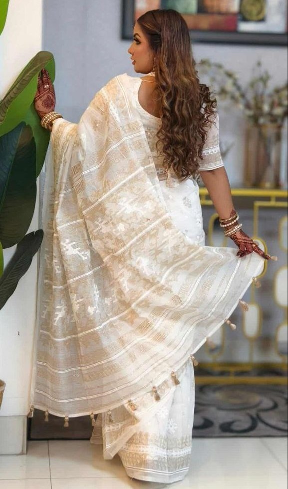 দেশীয় স্কিন প্রিন্ট এর শাড়ি – সুতার কাজের অনন্য সৌন্দর্য! (code-12) - Image 15