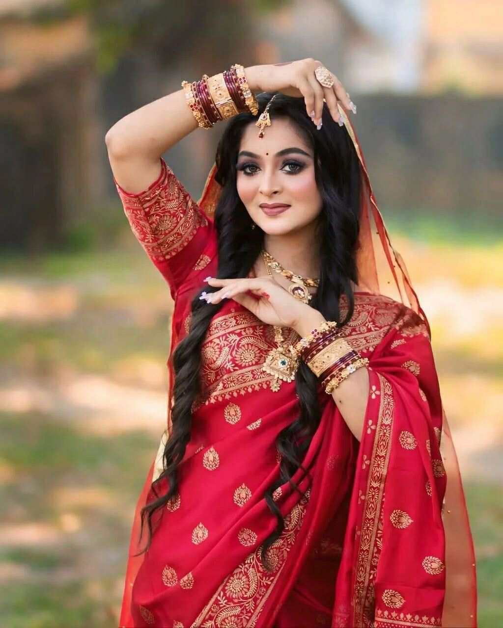 প্রিমিয়াম জাপানি সিল্ক শাড়ী + ম্যাচিং ব্লাউজ পিচ (code-36) - Image 3