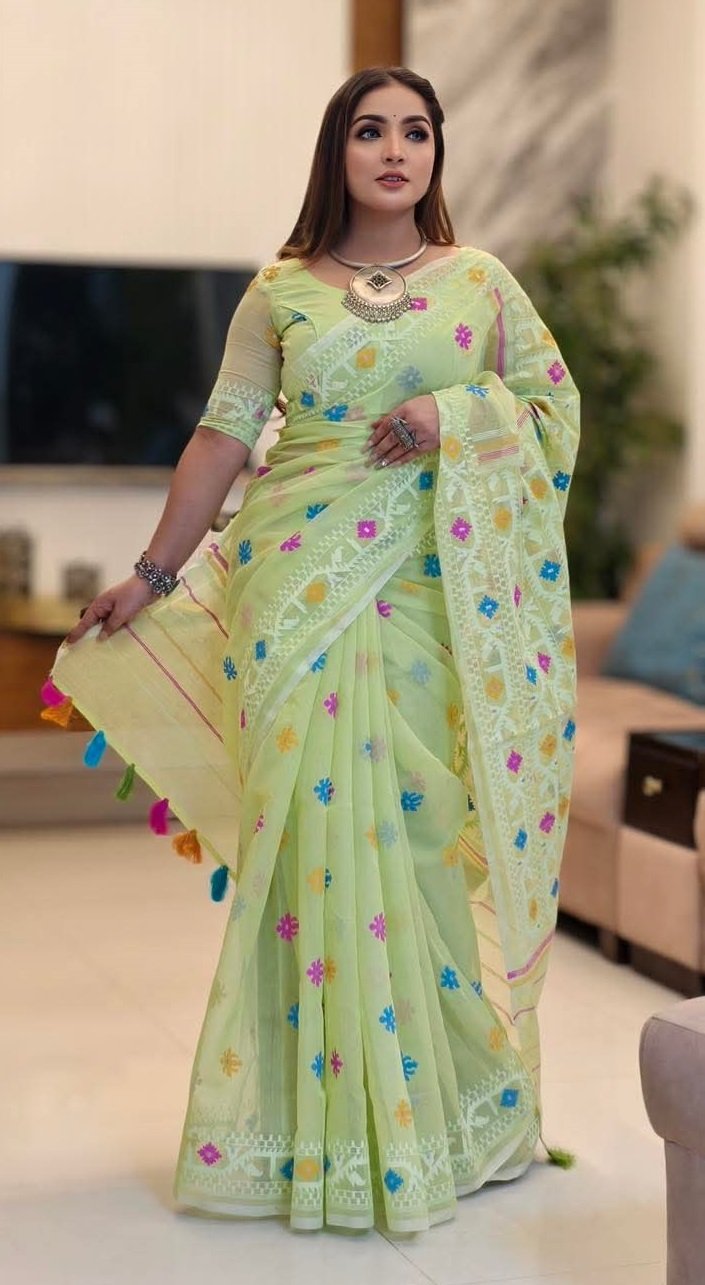 প্রিমিয়াম কোয়ালিটির জামদানী মোটিভ হাফ সিল্ক স্কিন প্রিন্ট শাড়ি + ব্লাউজ পিচ সহ (code-39) - Image 8